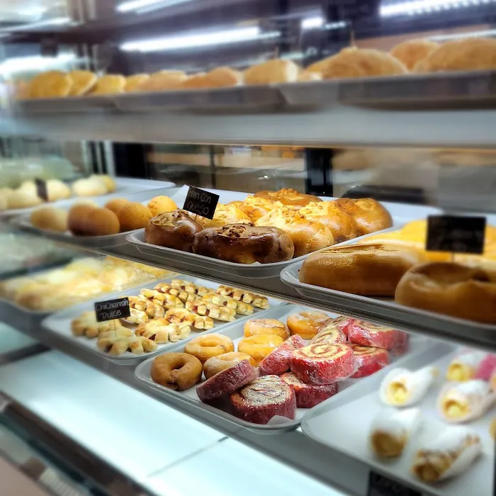 La Panadería - Colombian bread shop Picture 3