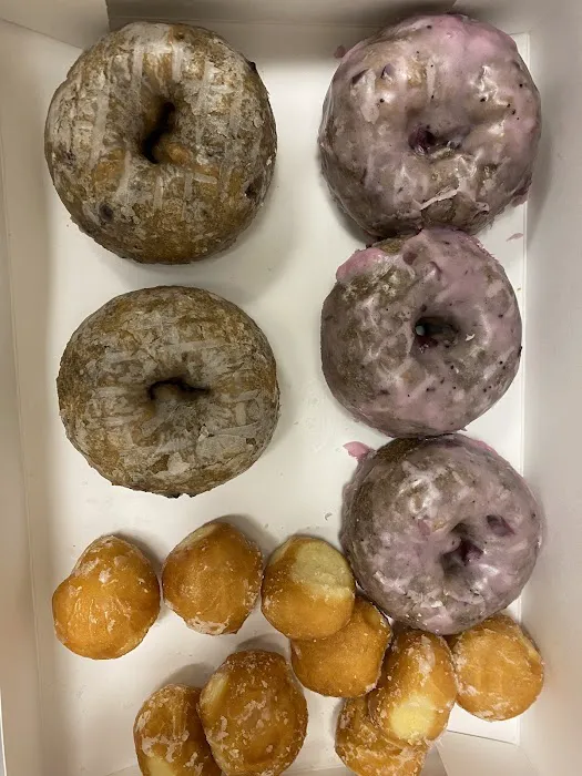 MJ Donuts Picture 4