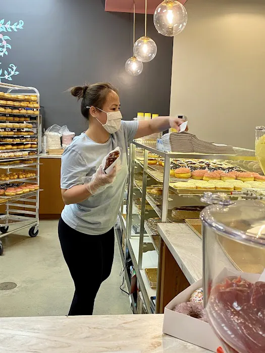 OMG Donuts & Coffee Picture 2