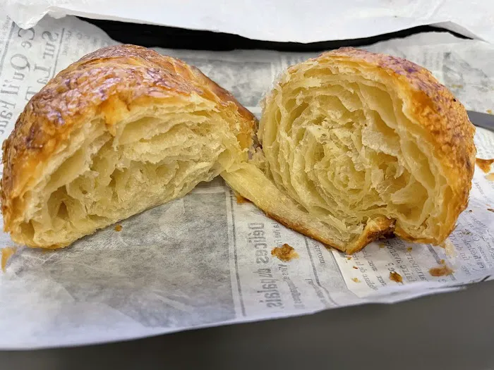 Breakfast In Paris Picture 7