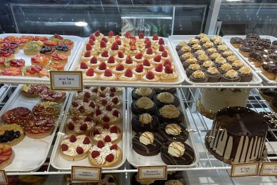 Amélie's French Bakery & Café