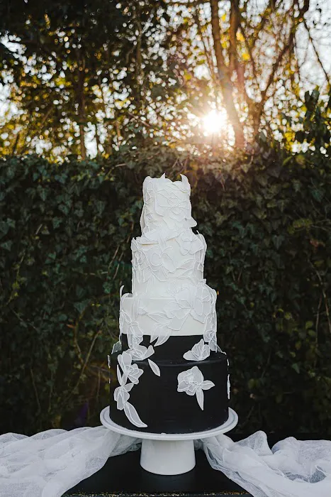 Marianne Tayloe Cake Design LLC Picture 3