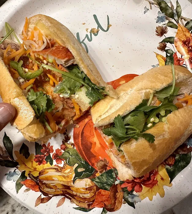 Banh Mi Saigon Picture 4