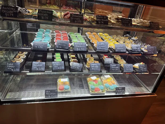 Dolce&Amaro Italian Artisan Bakery - Greensboro Picture 7