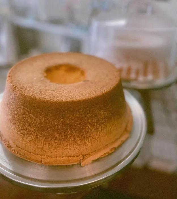 Pound by Legacy Cakes, Inc. Picture 1