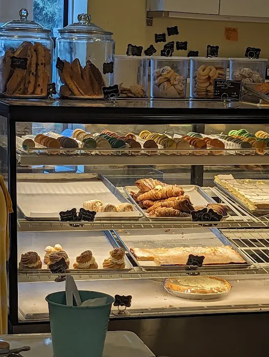 Villani's Bakery Picture 6