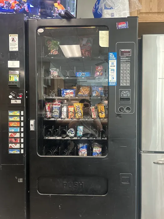 Mikes vending Picture 1