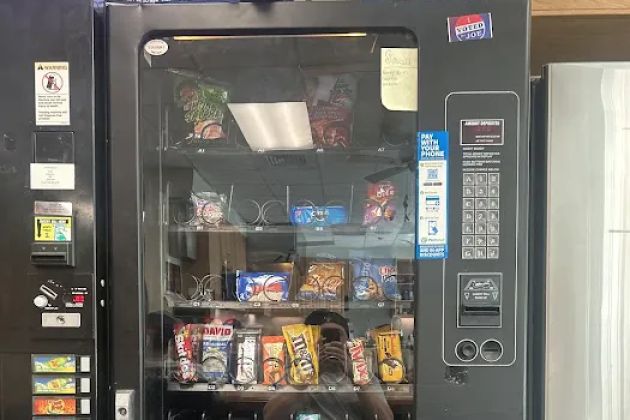 Mikes vending