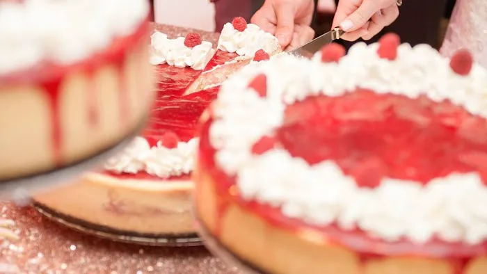 Cheesecake Carousel Dessert Mobile Corner of Trade & Tryon Street Picture 8