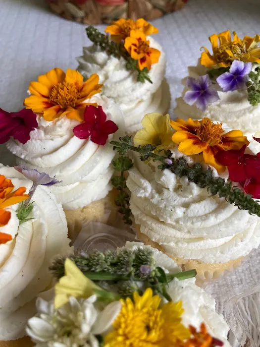 Mommom's Bakery Picture 9
