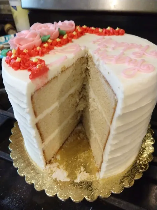 Cakes by B's Blue House Bakery Picture 9