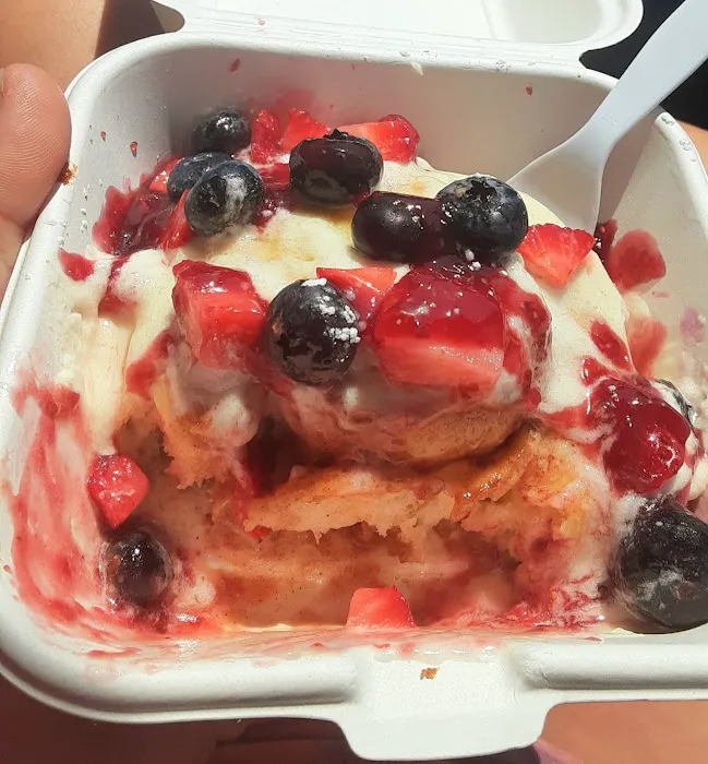 Cinnaholic Picture 6