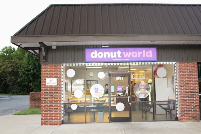 Donut World Picture 6