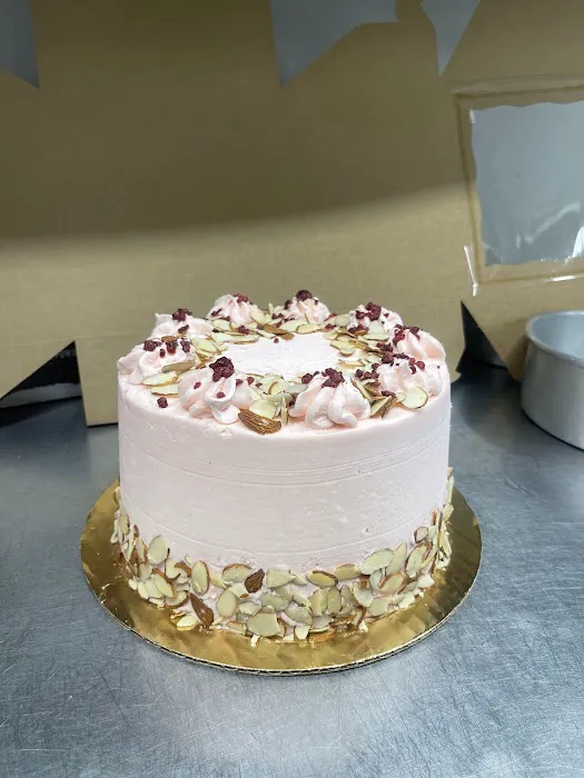Sanai’s Vegan Bakery Picture 4