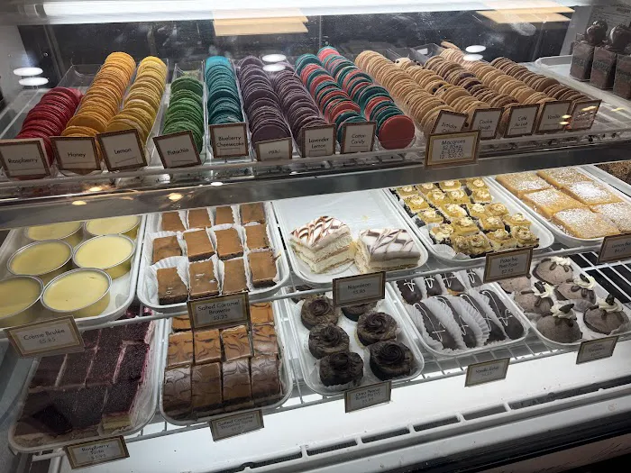 Amélie's Uptown | French Bakery & Cafe Picture 2
