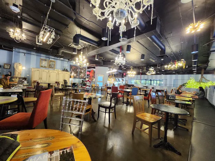Amélie's Uptown | French Bakery & Cafe Picture 6