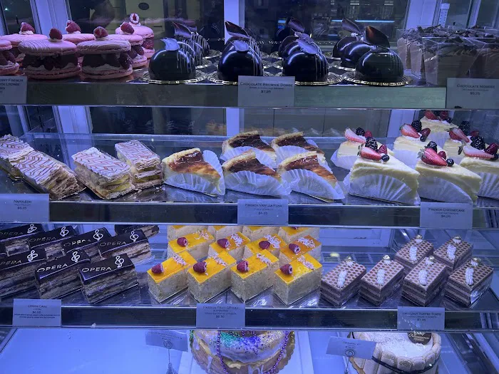 Renaissance Pâtisserie Picture 8