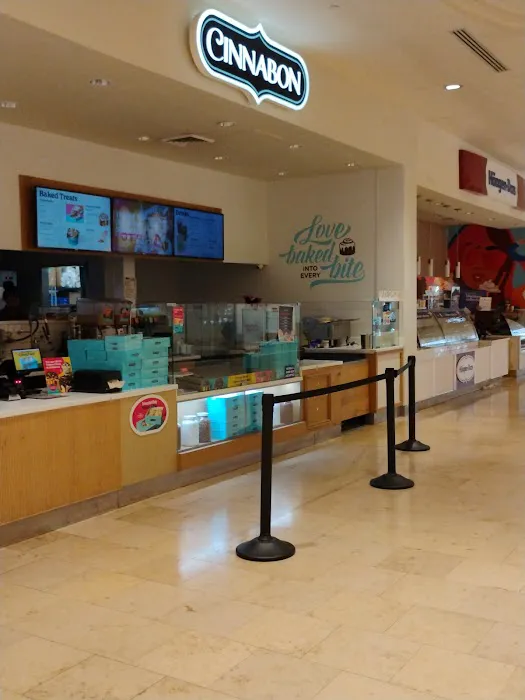Cinnabon Picture 3