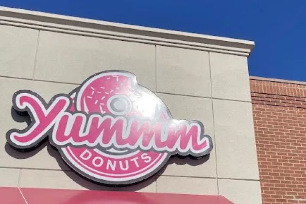 Yummm Donuts