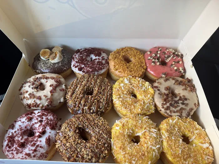 Yummm Donuts Picture 5