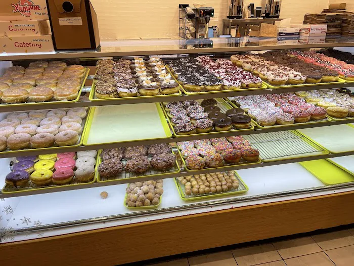 Yummm Donuts Picture 3