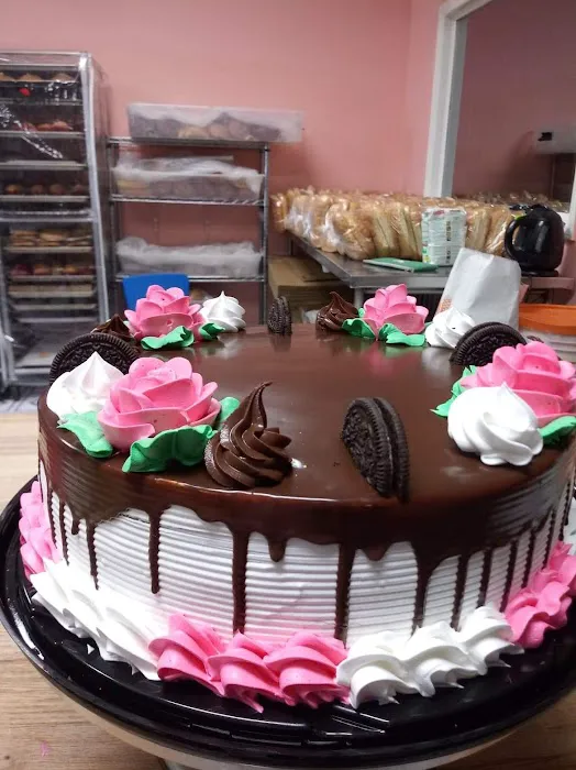 New York Pastries & Pasteleria Picture 9