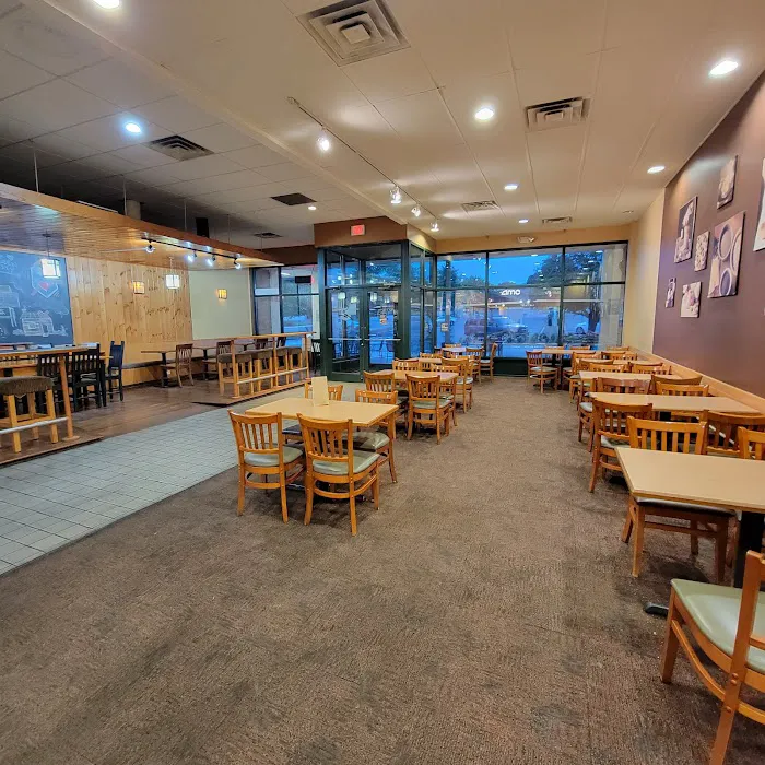 Bruegger's Bagels Picture 3