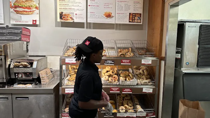 Bruegger's Bagels Picture 8
