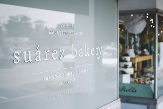 Suu00e1rez Bakery