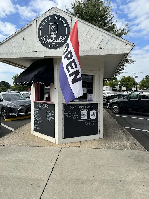 Your Mom's Donuts- Park Road Picture 4