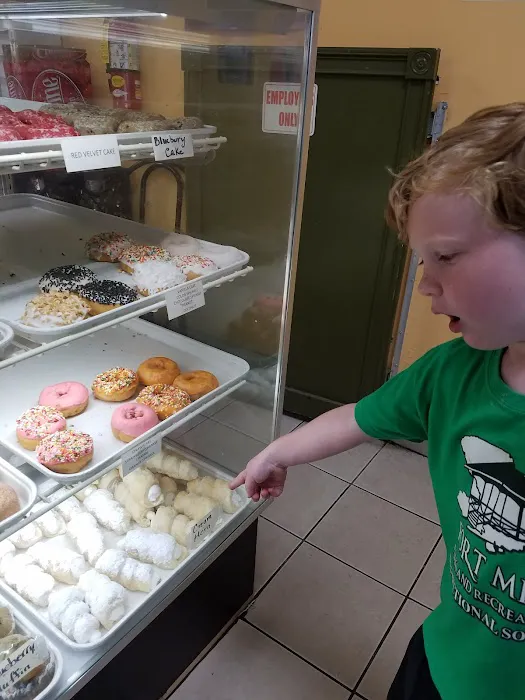 Granny's Donuts & Bakery Picture 4