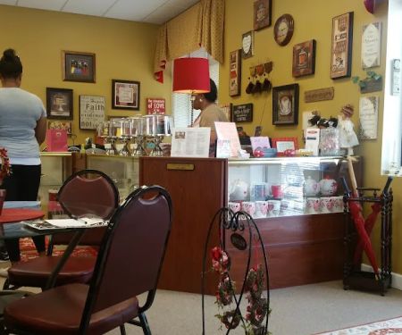 Heart 2 Heart Bakery & Cafe