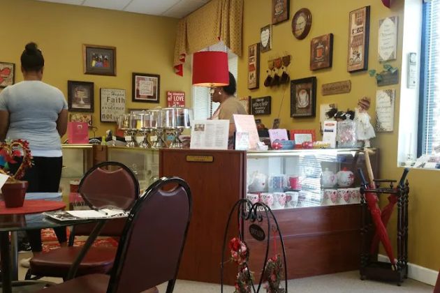 Heart 2 Heart Bakery & Cafe