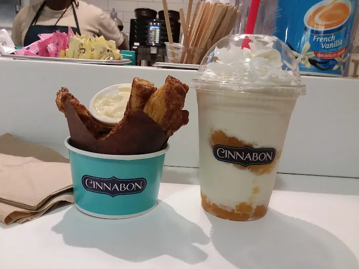 Cinnabon Picture 10