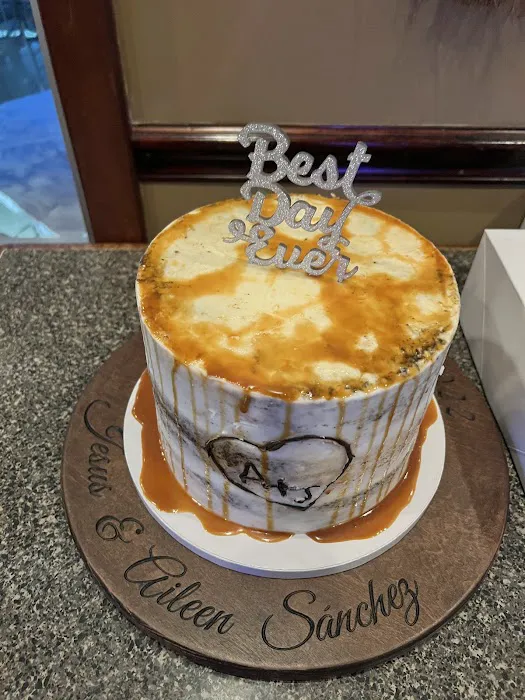 Sweet Anna's Bakery Picture 6