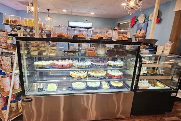 Cupcake Cuties Cafe & Bakery