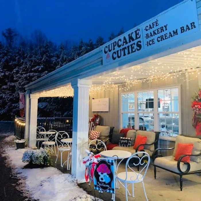 Cupcake Cuties Cafe & Bakery Picture 5