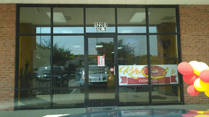 Kernol's Donuts Picture 5