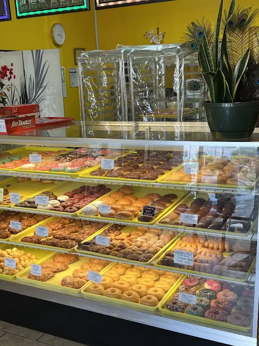 Kernol's Donuts Picture 10