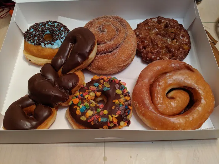 Kernol's Donuts Picture 9