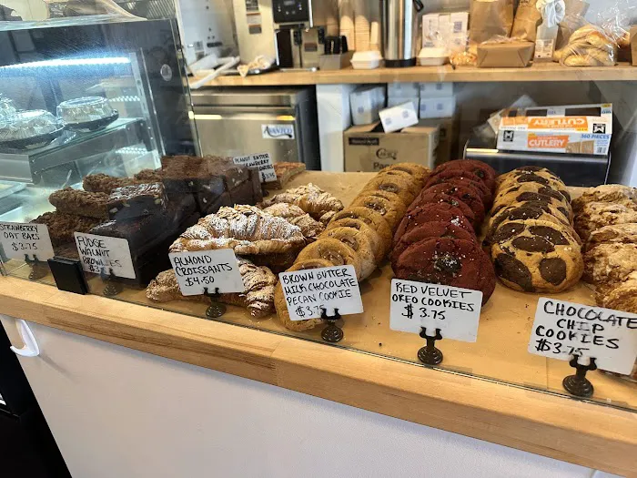 Linden Bakery Picture 10