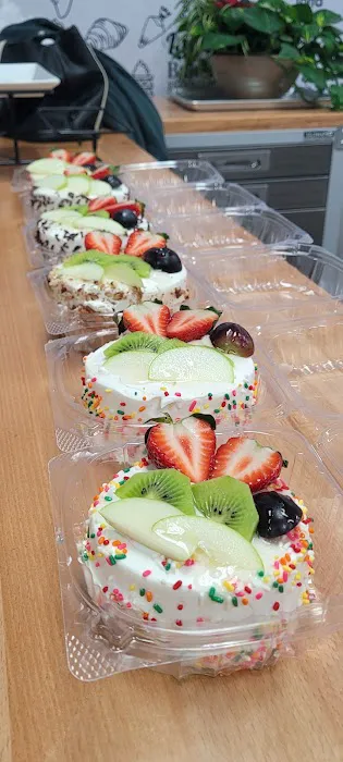 La Castellana Bakery Picture 9