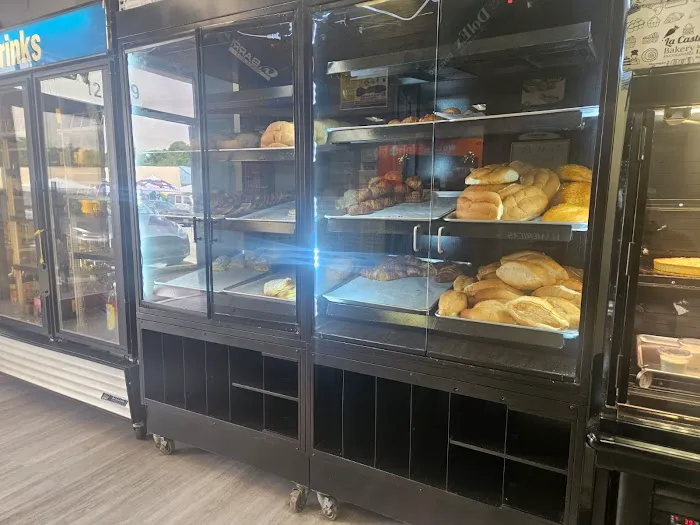 La Castellana Bakery Picture 7