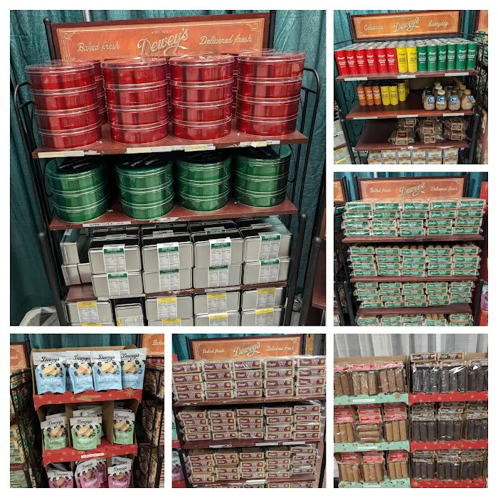 Dewey's Bakery Holiday Store Picture 2