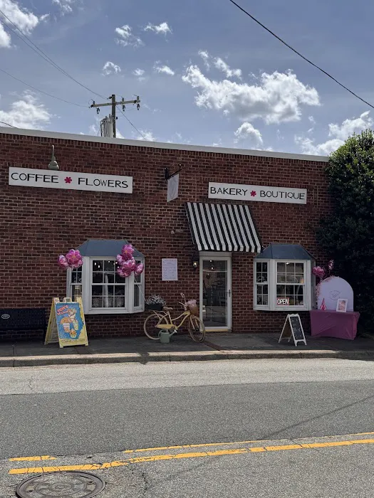 Vevi Designs Coffee & Flowers Picture 9