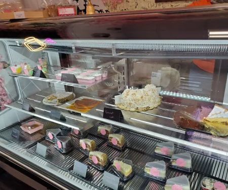 Vevi Designs Coffee & Flowers