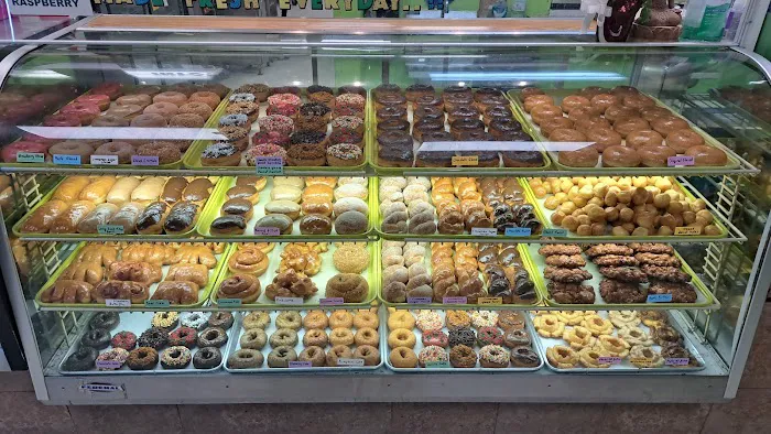 Intown Donutz Picture 1