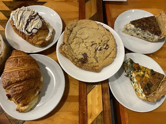 Camino Bakery Picture 5