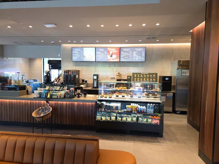 Starbucks Picture 3