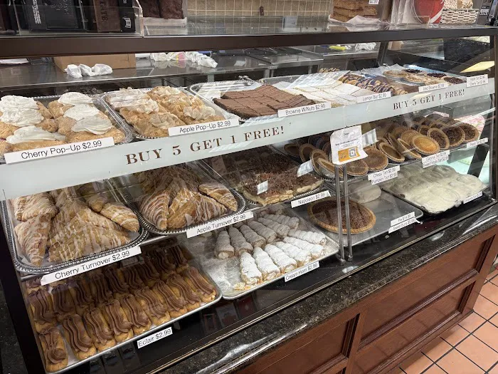 Dewey's Bakery Picture 9